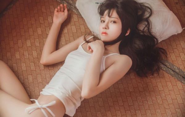 少妇在线看www_高清字幕版在线播放