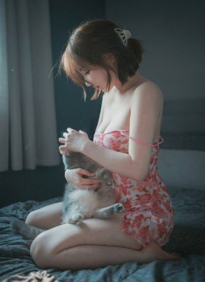 性表演俱乐部里娇妻被_BD国语HD高清在线观看