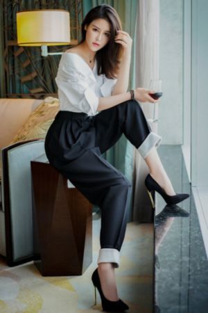 20DC未满十八请离开_720全集在线观看