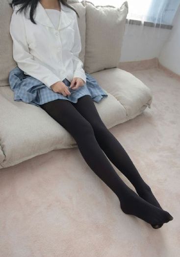 观看男女免费的韩国视频_720超清免费观看