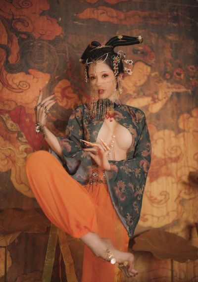 欧美极品美軳人体GoGo自慰_720完整在线观看