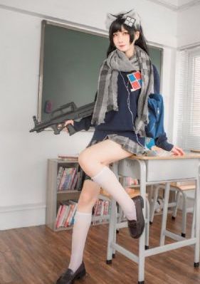 教练在车里撞人如何处理_BD韩语高清视频观看
